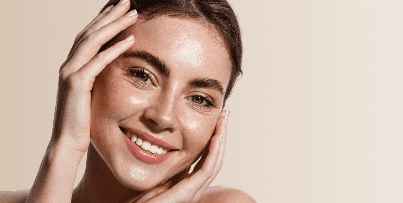 modelo mujer sonriendo